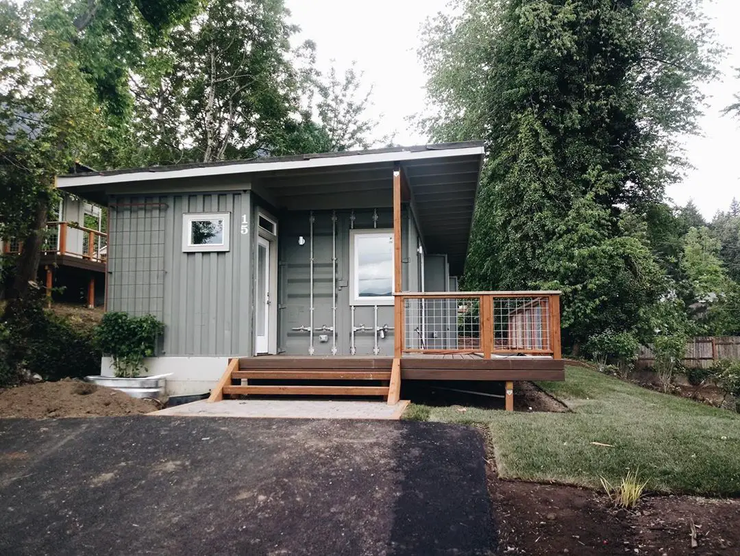 Beautiful Container House in Oregon Living in a Container