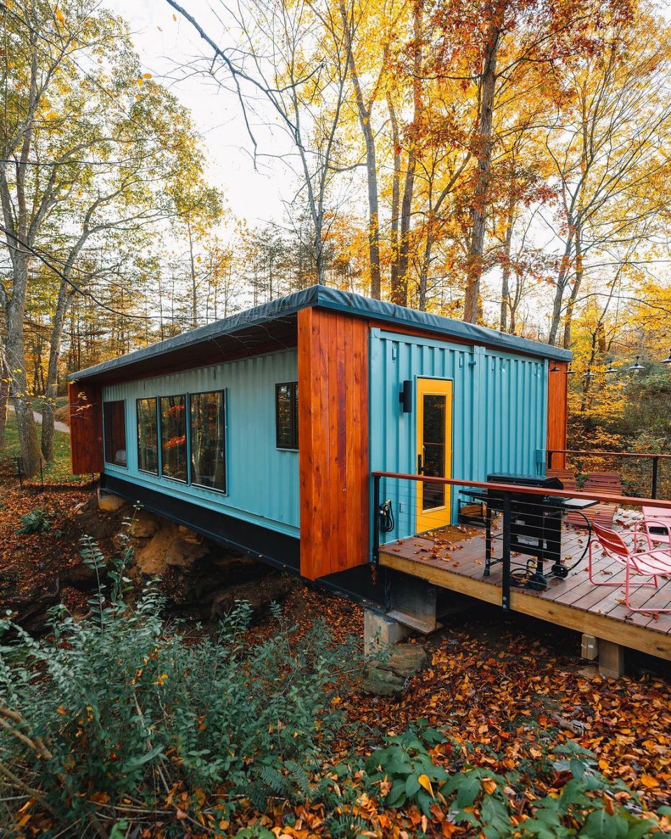 Ellwood Box Hop Container Home