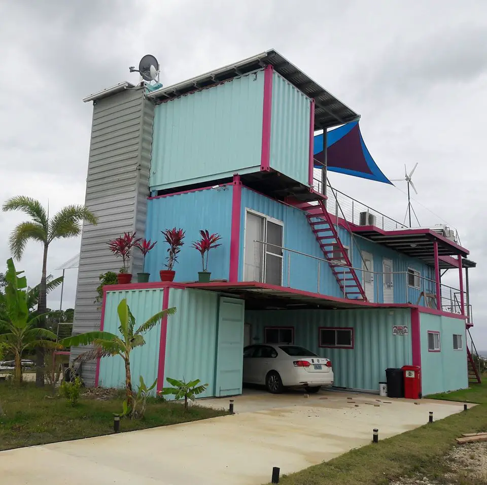 Container House  La Casa de Lata Puerto  Rico  Living 
