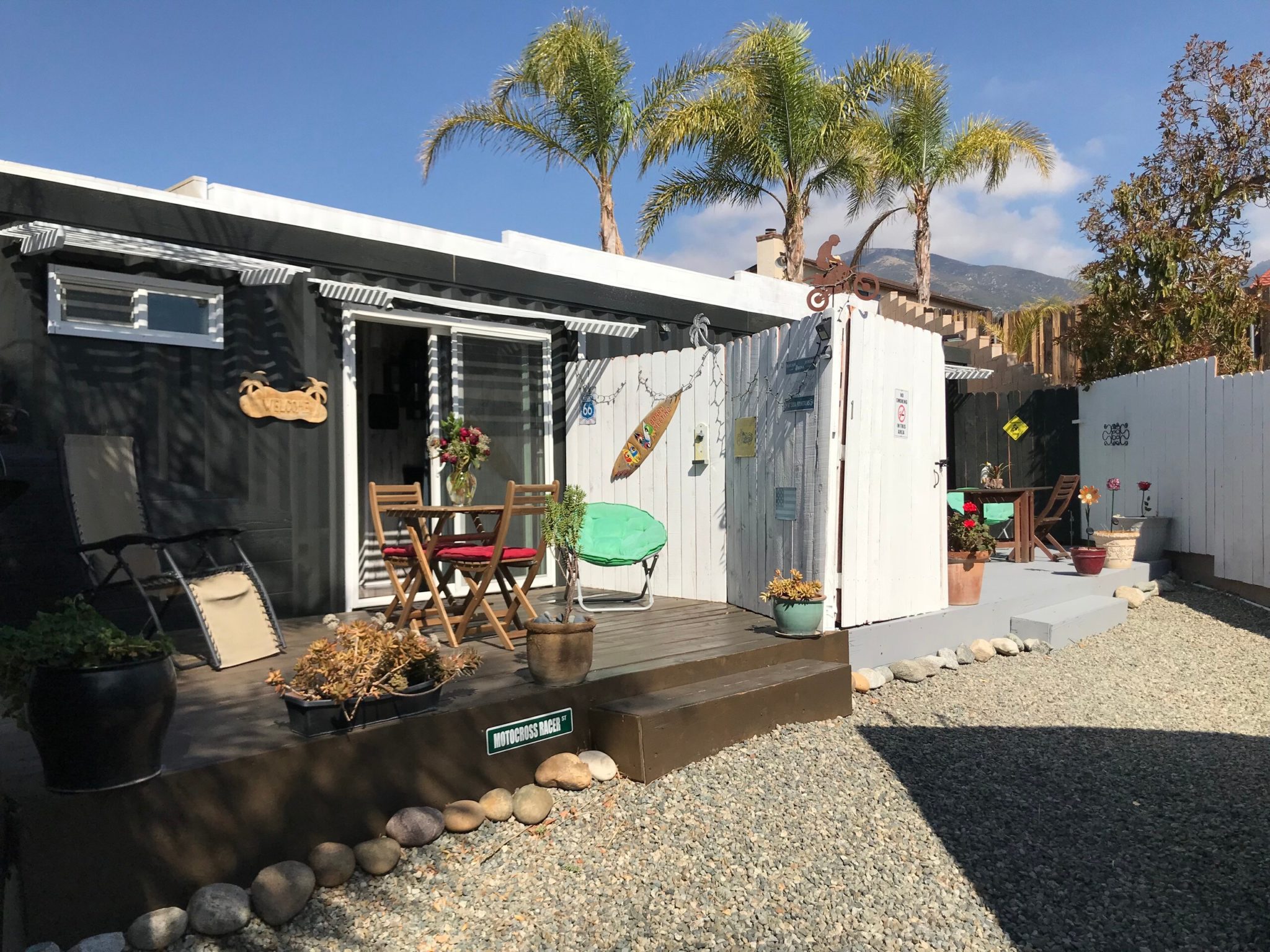 Cozy Shipping Container House from San Bernardino, California USA