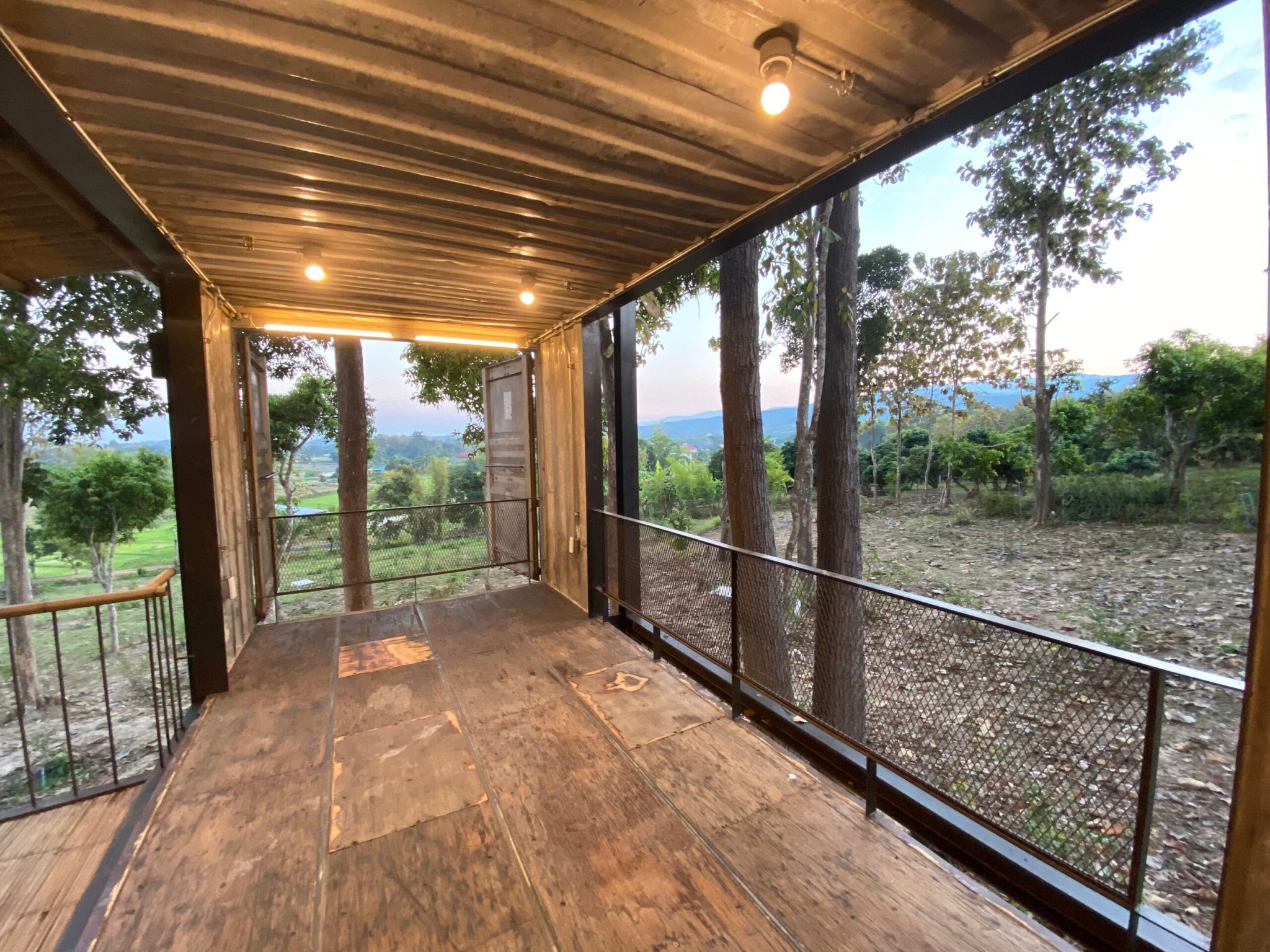 Enjoy Nature in a Unique Container/Bamboo House Tailand