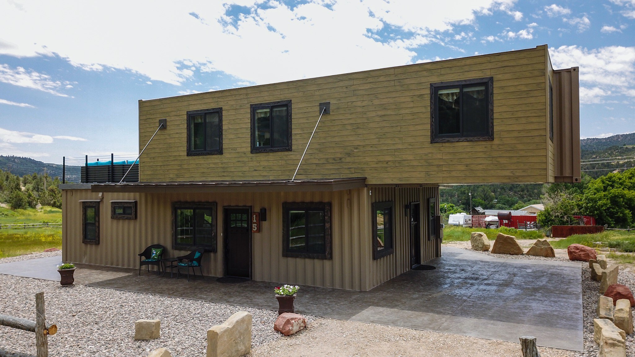 Ultramodern Shipping Container House in Utah