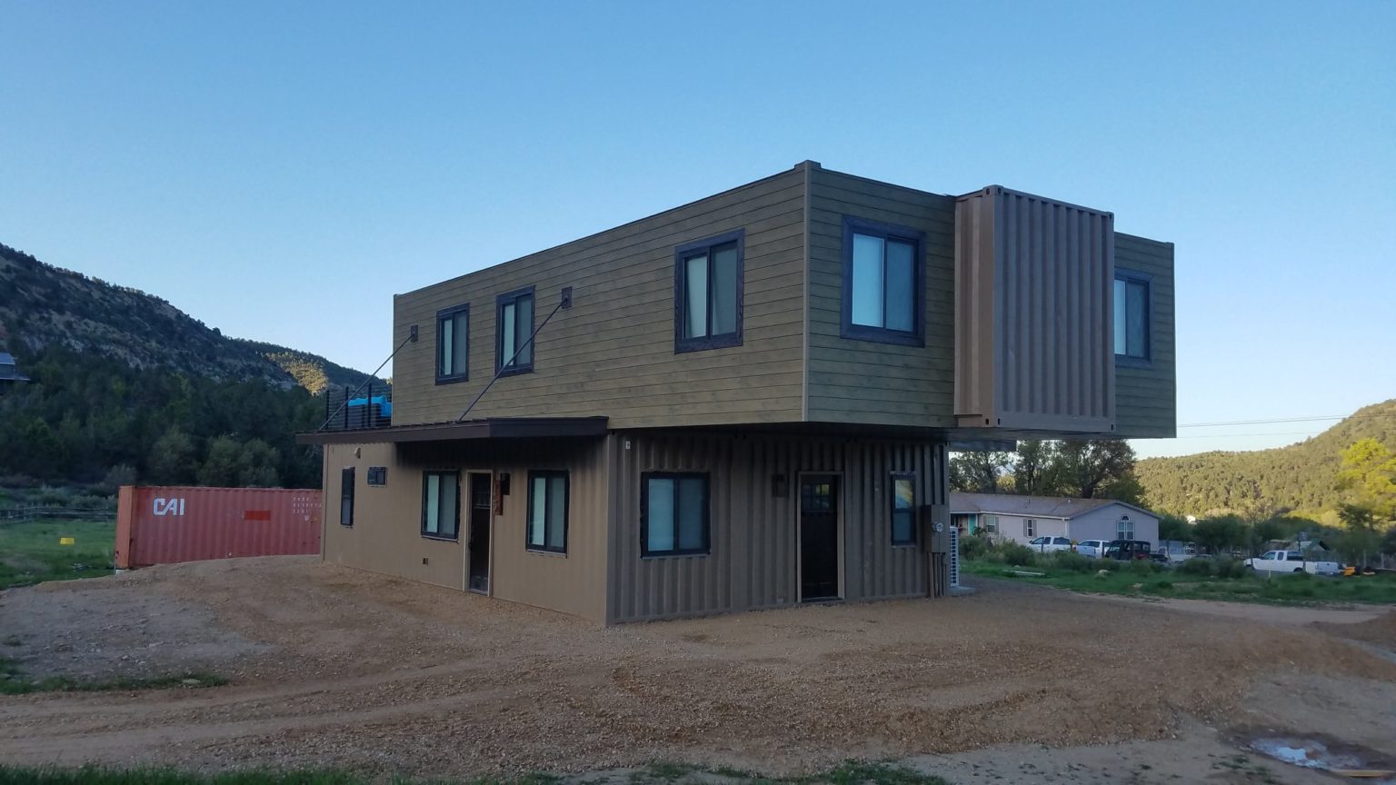 Ultramodern Shipping Container House in Utah