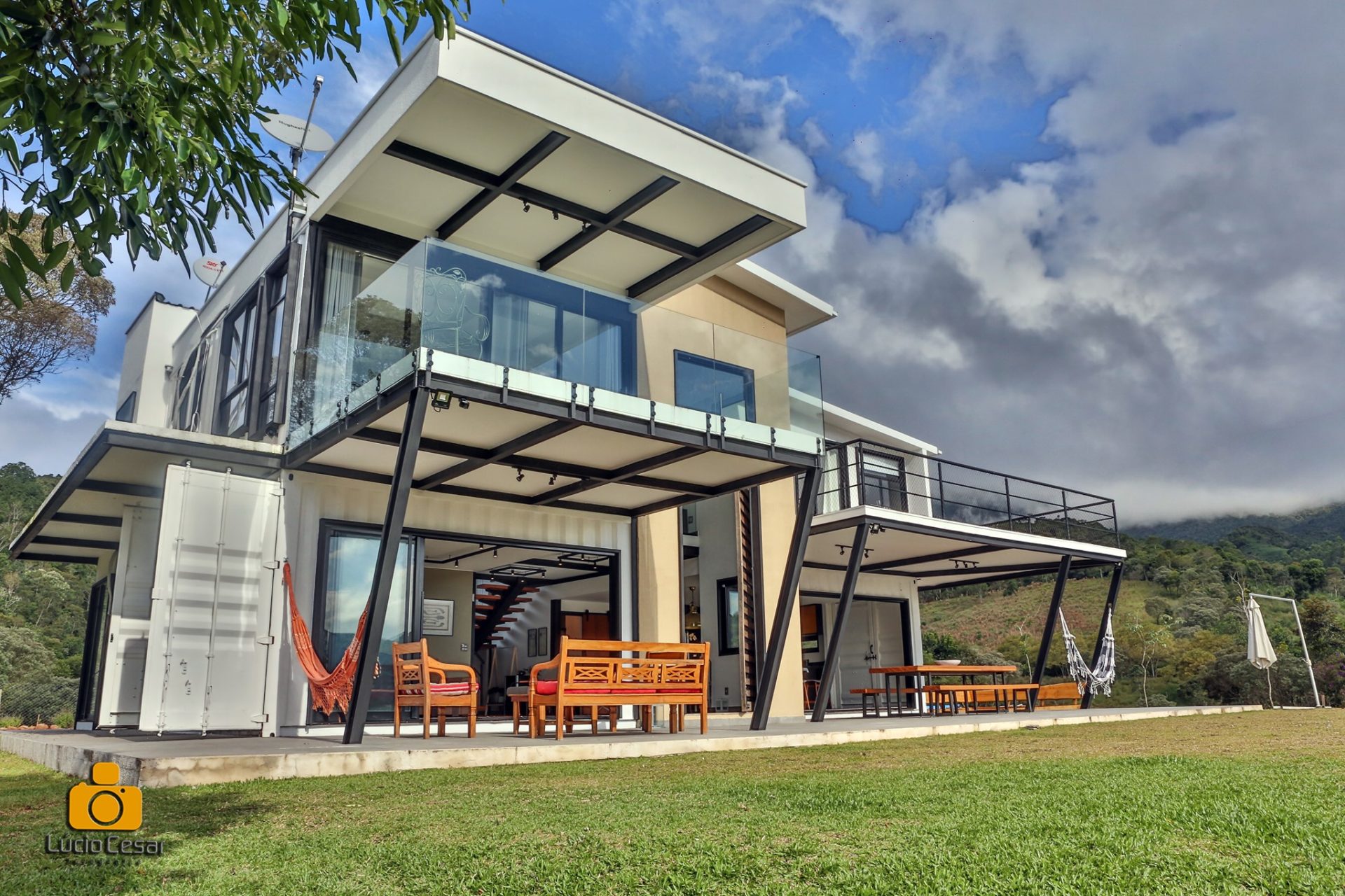 Shipping Containers a Amazing Sustainable Home Brazil Living