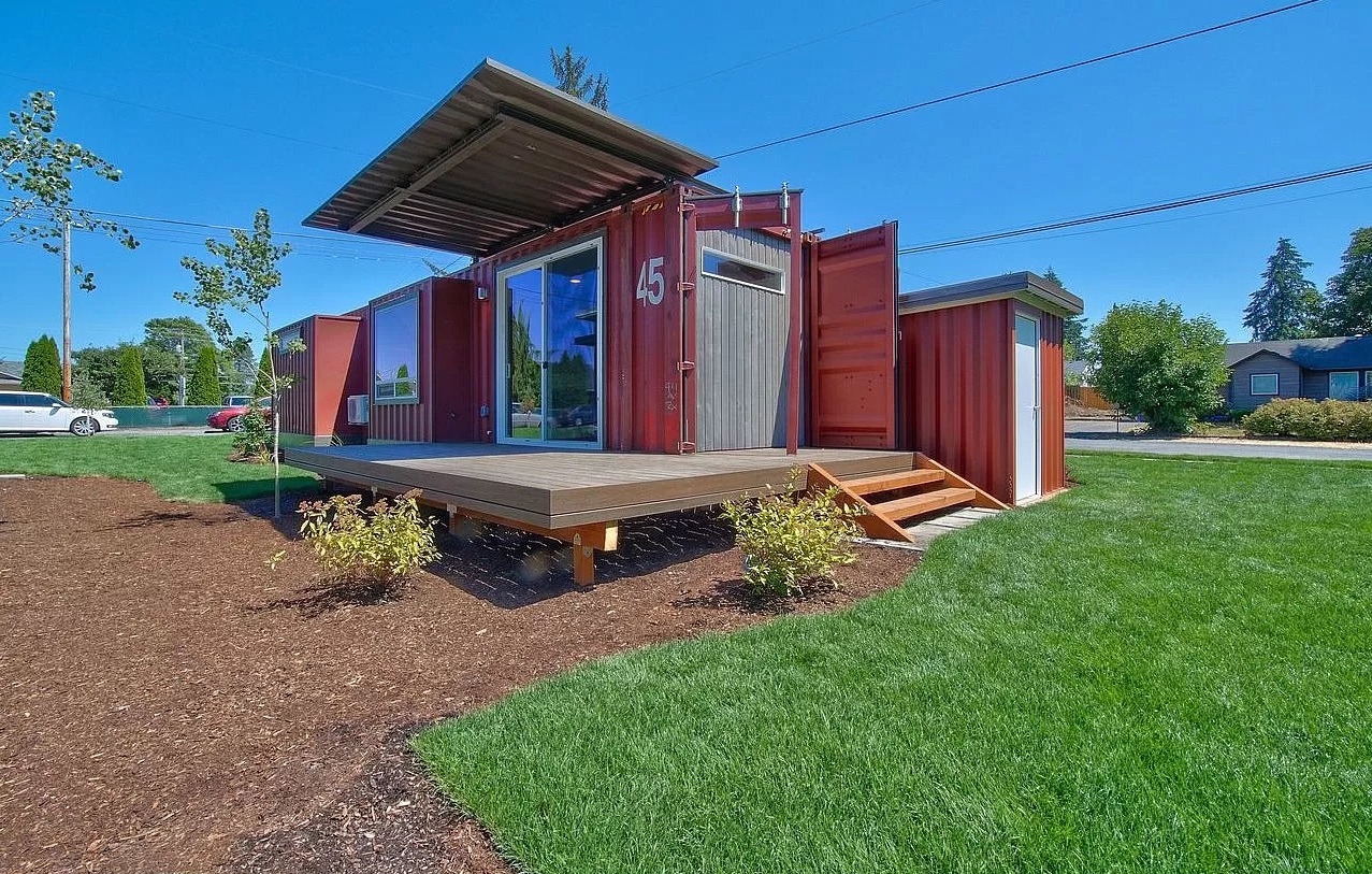 Container Home made with 2 x 45ft Shipping Container Container Home made with 2 x 45ft Shipping Container