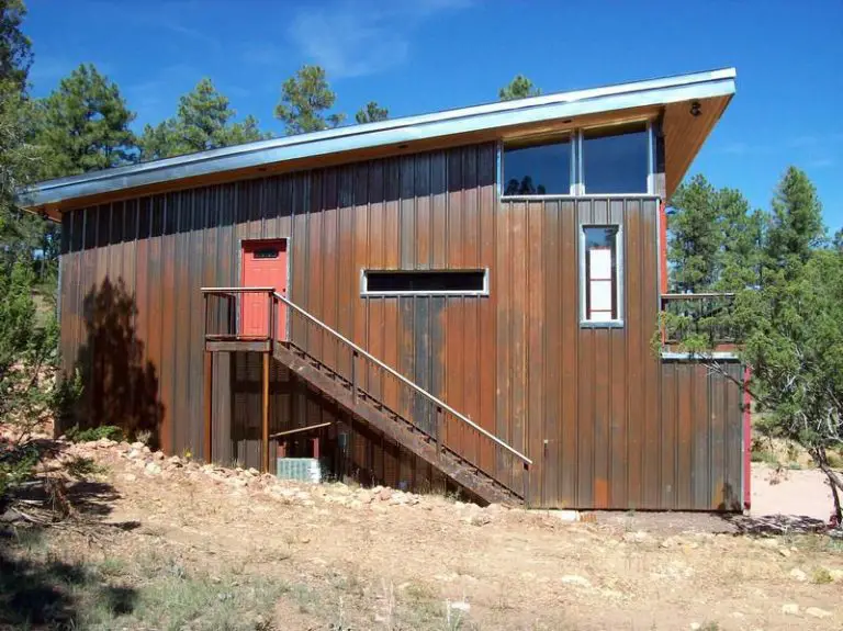 Hybrid Container House made with 5 Shipping Containers in Arizona