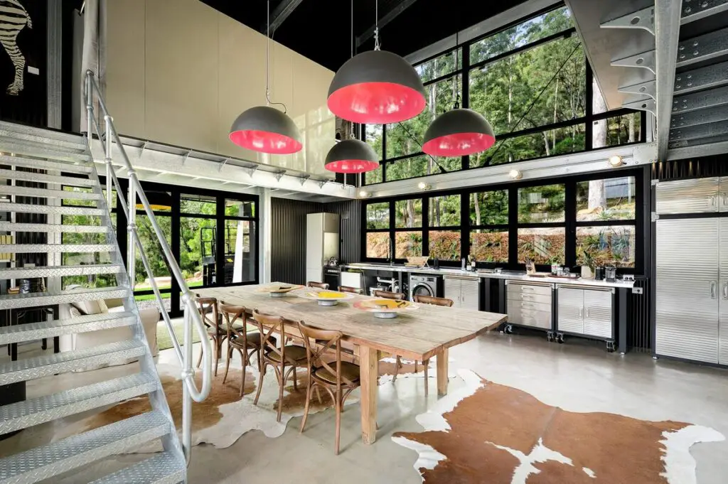 2.15M OffGrid Luxury Container House in Kangaroo Valley