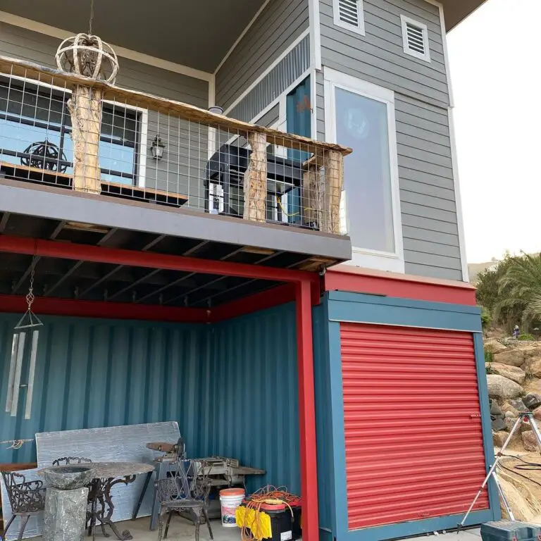 4 Shipping Containers Converted into Unique Home in California