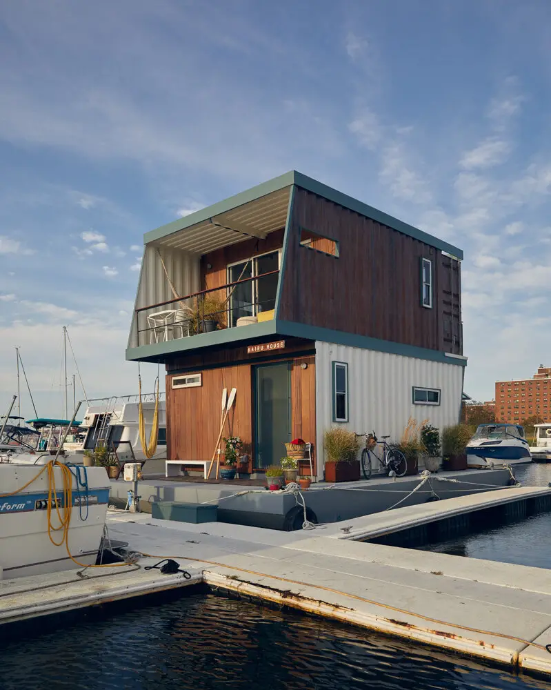 Excellent Design Container Home in New York Living in a Container