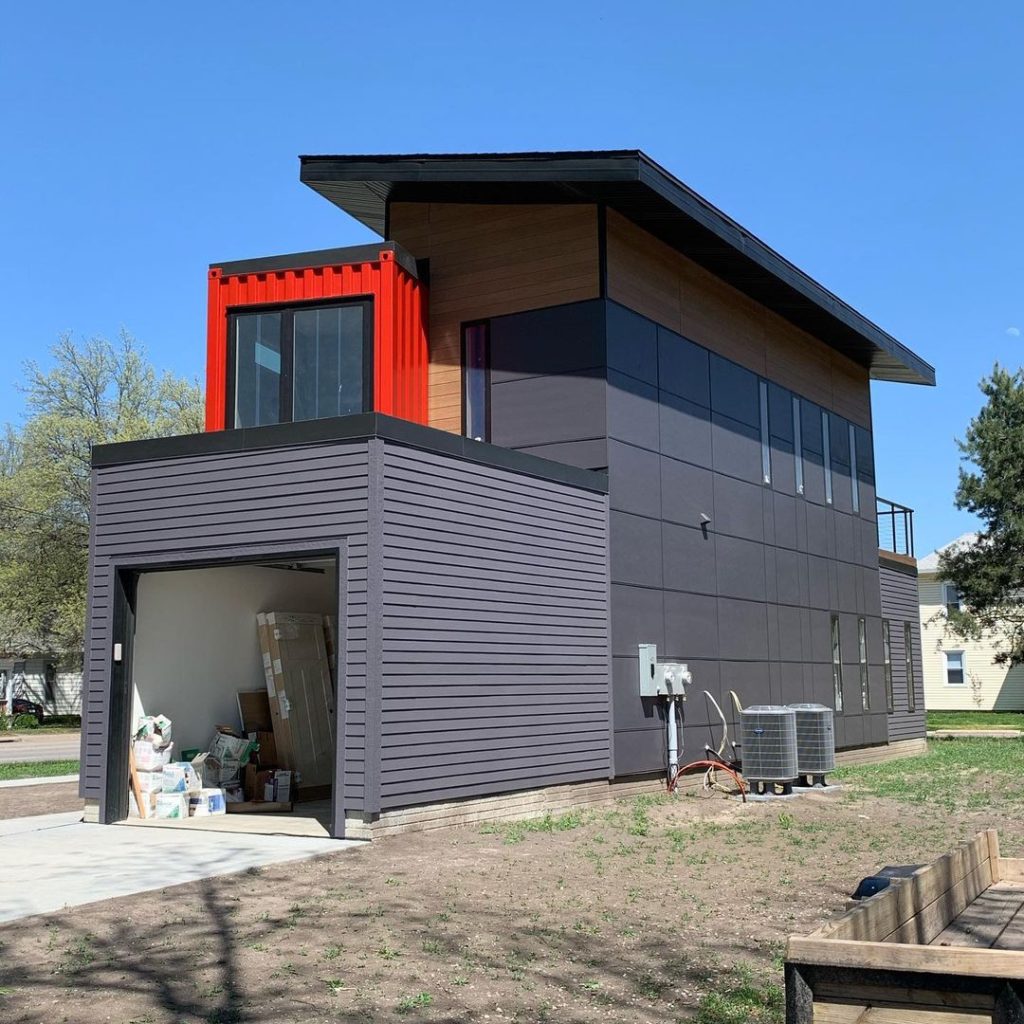 Duplex Container House in Lincoln