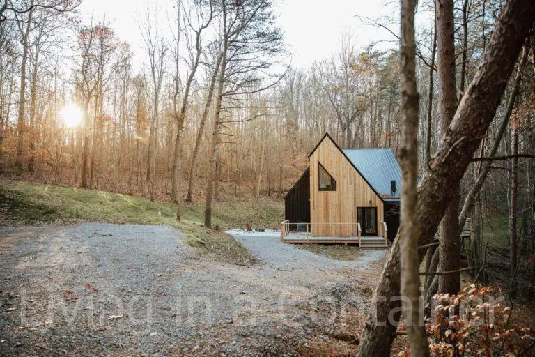 The Hygge Box Hop LuxuryEquipped Container House Living in a Container