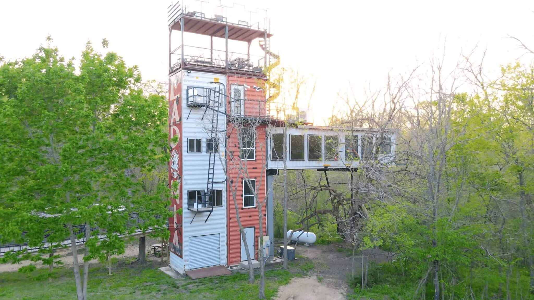 The Top 10 Container Homes in Texas You Can Rent on Airbnb