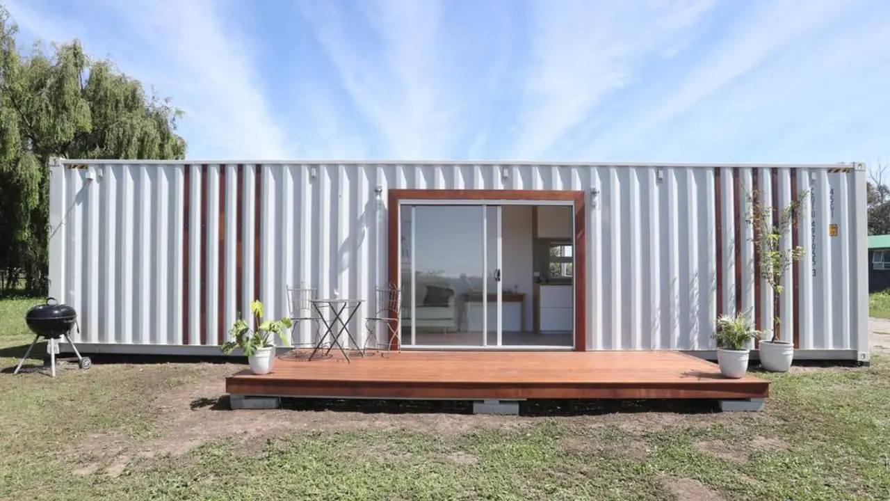 Geelong Tradesmen Lead the Way in Shipping Container Home Innovation
